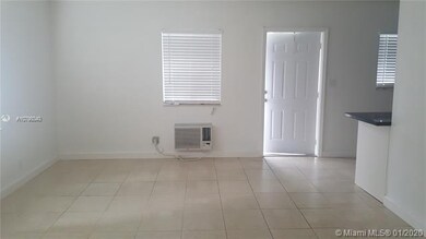 701 SW 14th Ave unit 2, Fort Lauderdale, FL 33312 - photo 3