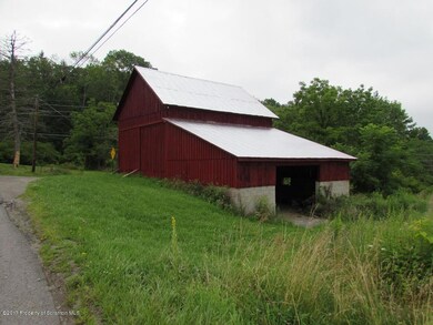 267 Post Hill Rd, Falls, PA 18615 - photo 6