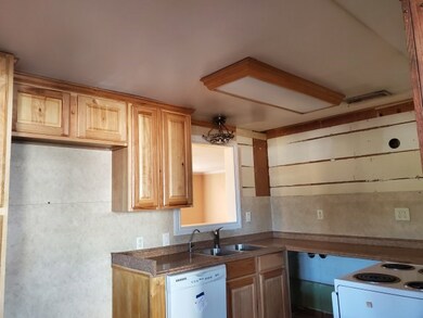 423 Westover Rd, Big Spring, TX 79720 - photo 5