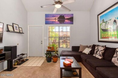 Entry/Living