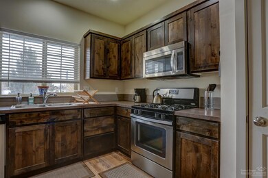 unlisted-address, Bend, OR 97701 - photo 5