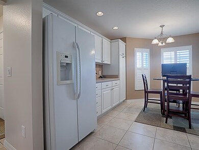 ADDITIONAL CABINETRY FOR LOTS OF STORAGE ... GREAT