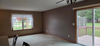 705 Elm Ct SW, de Motte, IN 46310 - photo 3