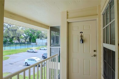 314 Lake Parsons Green unit 203, Brandon, FL 33511 - photo 2