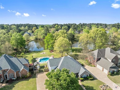 5912 Winchester Dr, Texarkana, TX 75503 - photo 2