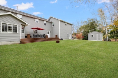 10 W Bluebird Ln, Cranston, RI 02921 - photo 5