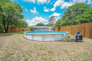 1012 Red Oak St, Azle, TX 76020 - photo 7