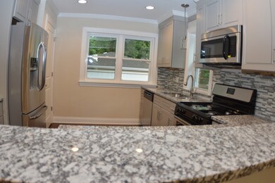 931 Westchester Blvd, Westchester, IL 60154 - photo 4