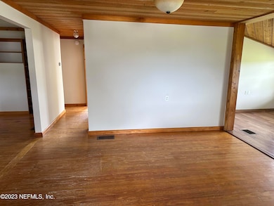 9465 Cowpen Branch Rd unit A & B, Hastings, FL 32145 - photo 4