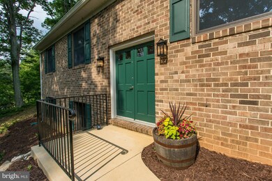 5239 Graystone Rd, Warrenton, VA 20187 - photo 2