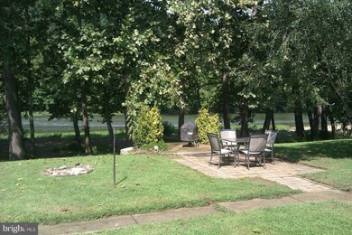 1423 Fort Stover Rd, Luray, VA 22835 - photo 2