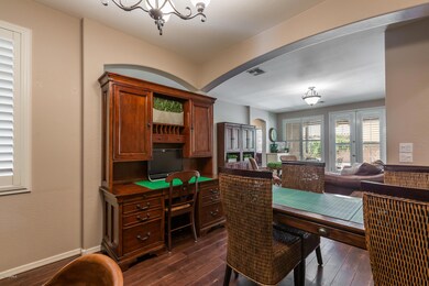 9) FORMAL DINING