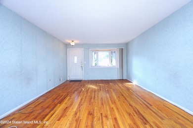 501 Weser Ave, Staten Island, NY 10304 - photo 3