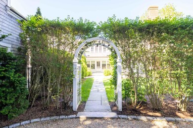 52 S South Summer St, Edgartown, MA 02539 - photo 3
