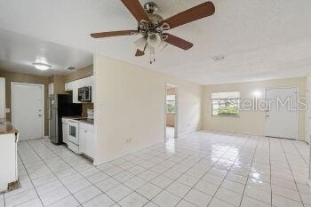6144 Rhythm Cir, Orlando, FL 32808 - photo 4