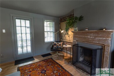 120 E Charlton Ln unit Carriage House, Savannah, GA 31401 - photo 3