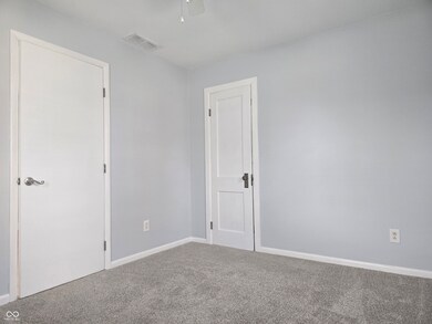 428 Cleveland St, Columbus, IN 47201 - photo 4