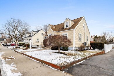 17 Barker Rd, Malden, MA 02148 - photo 4