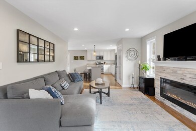 70 Taplin Ave, Wilmington, MA 01887 - photo 3