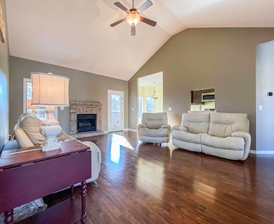 GAS FIREPLACE