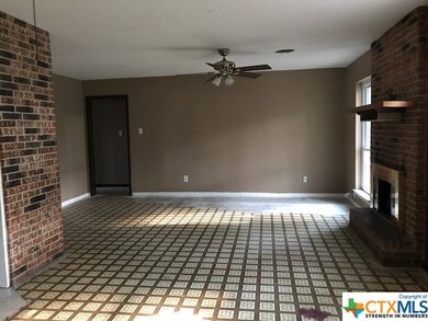 402 Carothers St, Copperas Cove, TX 76522 - photo 5