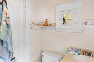 14-1620 Alpha St-WindowStill-Real-E