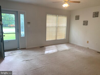 15589 Delaware Dr, King George, VA 22485 - photo 6