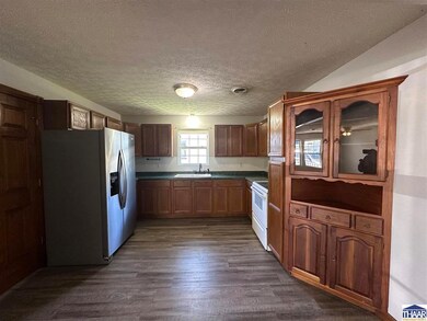 540 F St NE, Linton, IN 47441 - photo 3