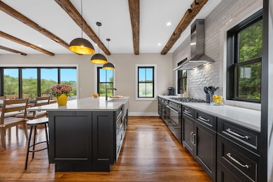 70 W Vine St, Provincetown, MA 02657 - photo 5