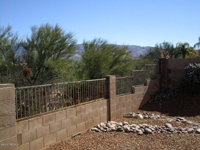 10821 E Walking Stick Dr, Tucson, AZ 85748 - photo 6