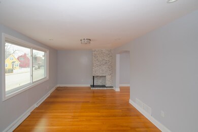 31 Savannah Ave, Mattapan, MA 02126 - photo 4