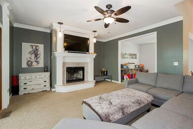 5328 Hilltop Dr, Shawnee, KS 66226 - photo 5