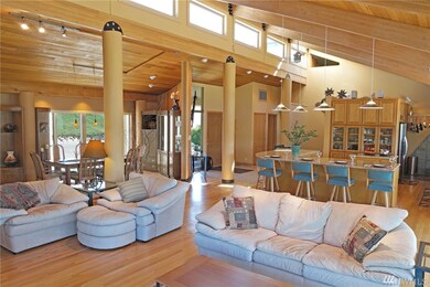 208 Orchard View Dr, Chelan, WA 98816 - photo 3