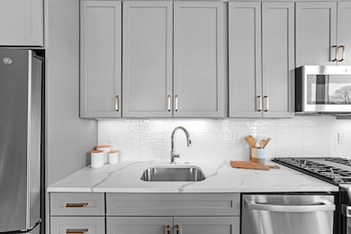 500 Talbot Ave unit 308, Boston, MA 02124 - photo 4