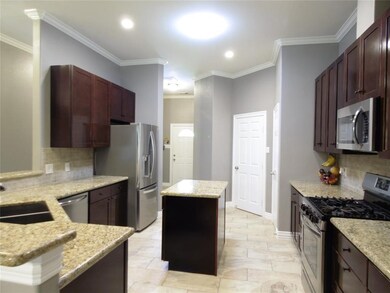 8823 Charney Ln, Houston, TX 77088 - photo 4