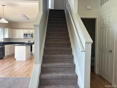 4270 Sonata Dr unit 102, Howell, MI 48843 - photo 3