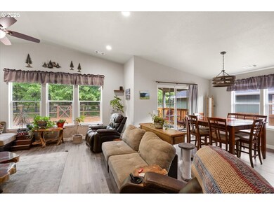 371 Cedar Ridge, Cave Junction, OR 97523 - photo 5