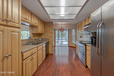 261 Woodhaven-17