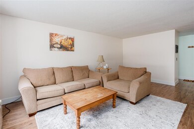 61 Twin Oaks Terrace, South Burlington, VT 05403 - photo 3