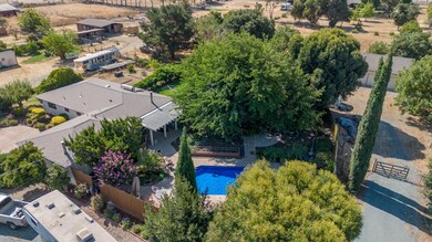 2482 E Collier Rd, Acampo, CA 95220 - photo 2