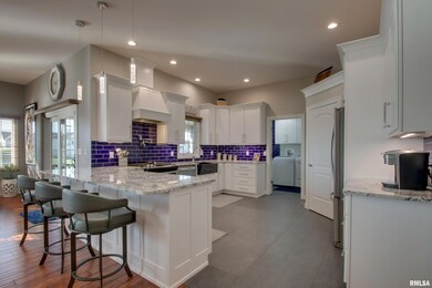 4714 Caleb Ln, Quincy, IL 62305 - photo 5