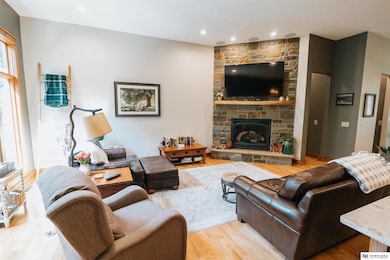 19577 Pheasant Ln, Louisville, NE 68037 - photo 3