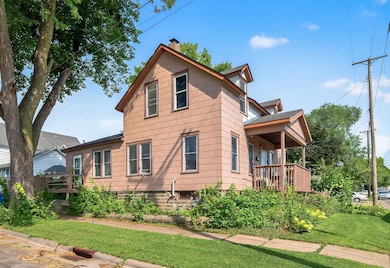 935 Duchess St, Saint Paul, MN 55106 - photo 4