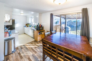 96 Victoria Way, Central Point, OR 97502 - photo 5