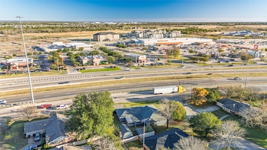 2500 Burnett Dr, Greenville, TX 75402 - photo 2