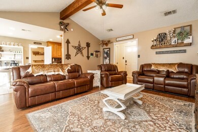 319 County Road 912a, Brazoria, TX 77422 - photo 4