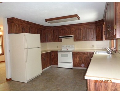 37 Borkum Rd, Spencer, MA 01562 - photo 3