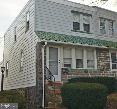 119 Westdale Rd unit 2, Upper Darby, PA 19082 - photo 2