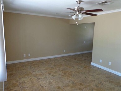 2131 E 3rd Liv 1