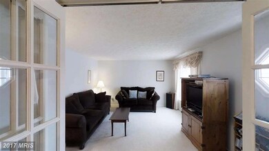 20508 Watkins Meadow Dr, Germantown, MD 20876 - photo 3